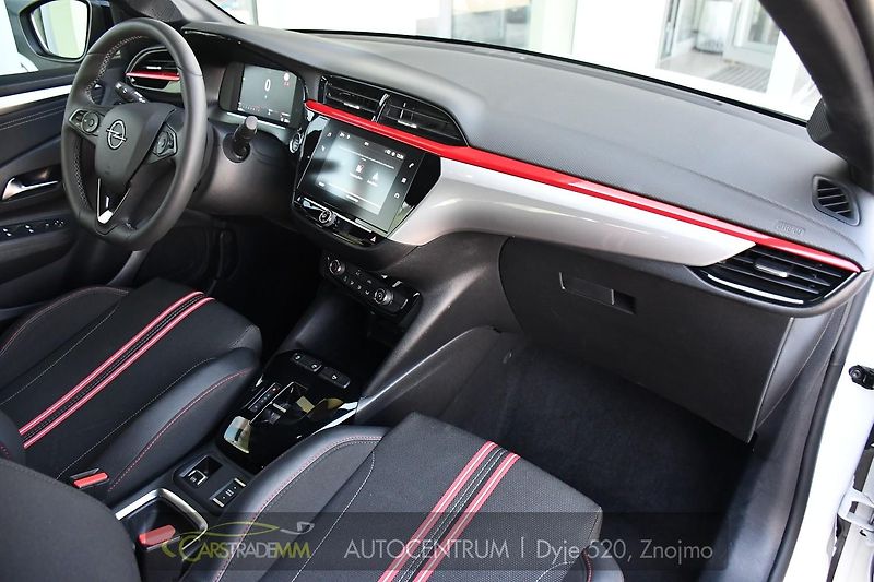 Opel Corsa 1.2T 96kW GS AUTOMAT - fotka 15 z 51