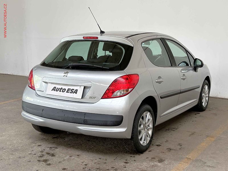 Peugeot 207 (2010) 1.4i, ČR, AC, STK3/28 - fotka 4 z 14