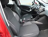 Peugeot 2008 (2018) 1.2 PureTech, ČR,1.maj - náhled 9