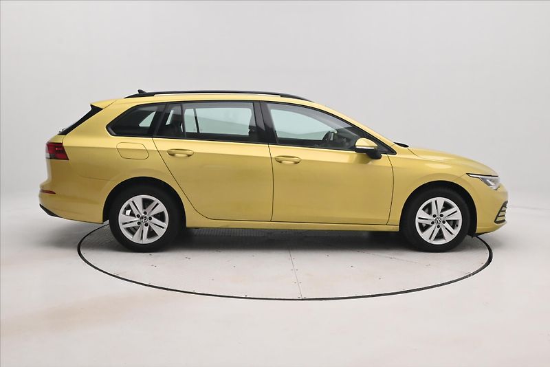 Volkswagen Golf 1,5 TSI 96 kW Life Záruka až 5 - fotka 4 z 30