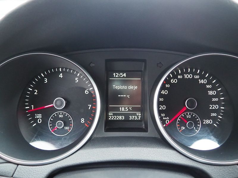 Volkswagen Golf (2010) 2.0 TSi 155 kW, GTI, Manuál - fotka 22 z 35