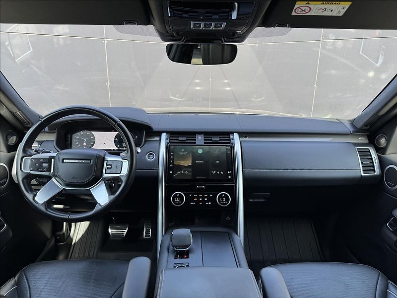 Land Rover Discovery 3,0 D300 R-Dynamic HSE AT AWD - fotka 15 z 36