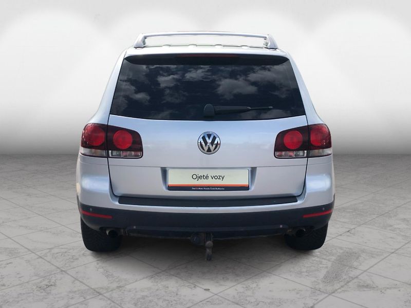 Volkswagen Touareg A 3,0 TDI - fotka 9 z 26