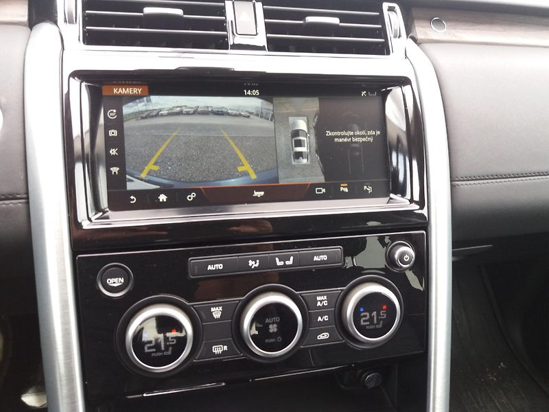 Land Rover Discovery 3.0D HSE Sd6,1.ČR,DPH !!! - fotka 20 z 22