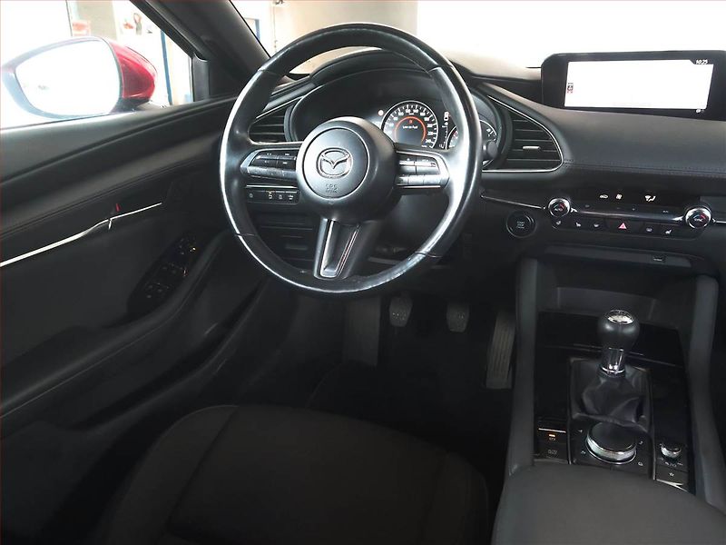 Mazda 3 (2019) 2.0 Skyactiv-G, ČR,1.maj, Navi - fotka 7 z 18