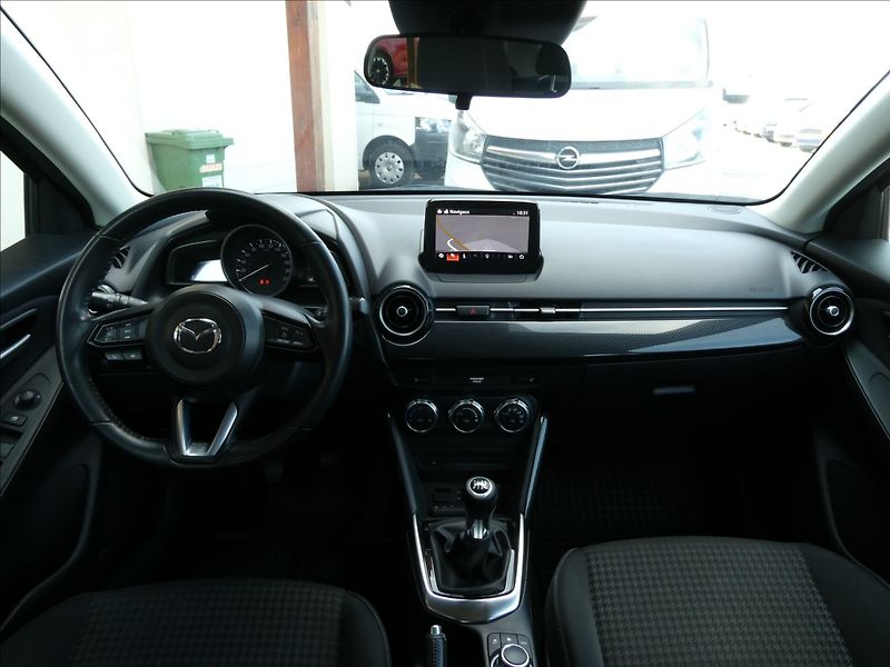 Mazda 2 1,5 Skyactiv 66kW,2xkola,NAVIG - fotka 28 z 59