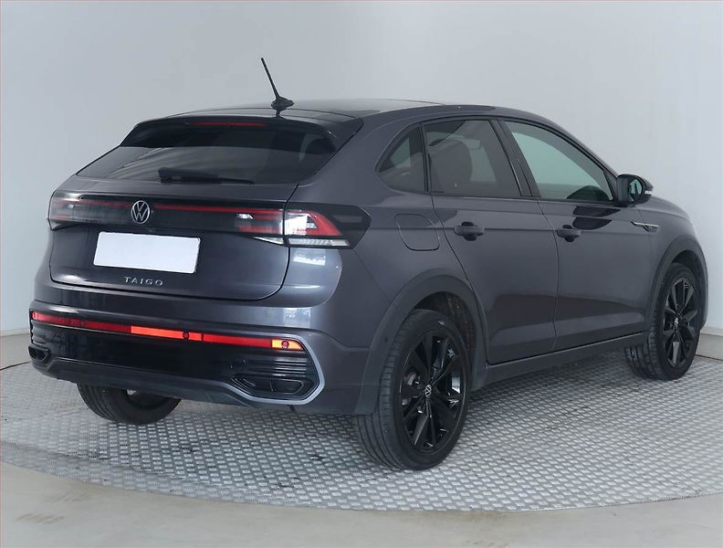 Volkswagen Taigo (2023) R-Line 1.5 TSI - fotka 5 z 17