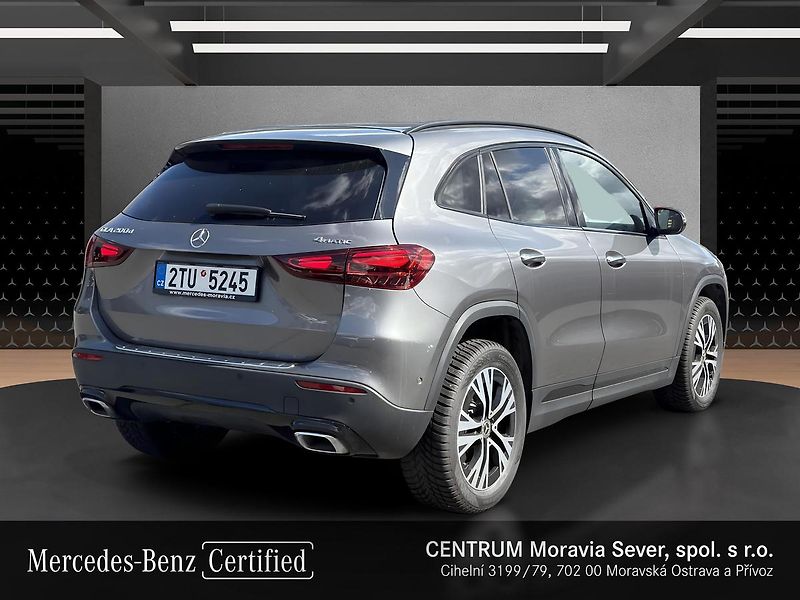 Mercedes-Benz GLA 200d 4MATIC - fotka 5 z 17