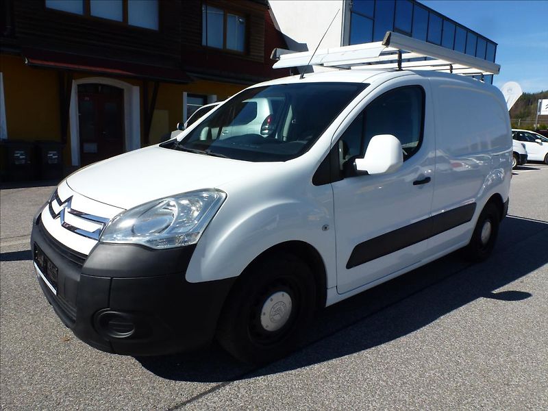 Citroën Berlingo 1,6 HDi 75 L1 X Střešní zahrád - fotka 1 z 40