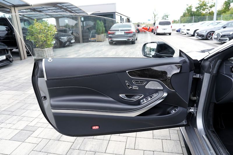 Mercedes-Benz Třídy S S 500 4Matic Coupe AMG - fotka 19 z 43