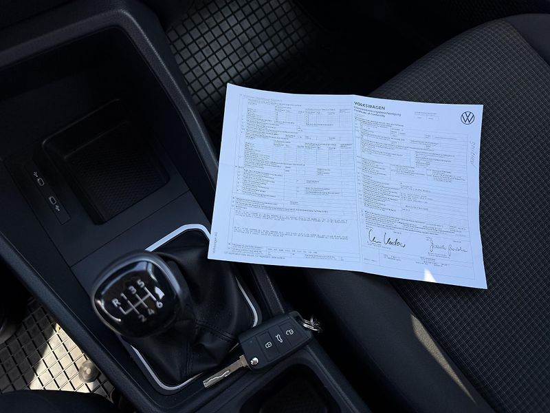 Volkswagen Caddy MAXI 2,0TDi 4x4 7 míst  - fotka 12 z 17