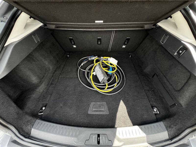 Jaguar I-Pace EV400 90kWh NEW BATERY SOH 99% - fotka 24 z 27