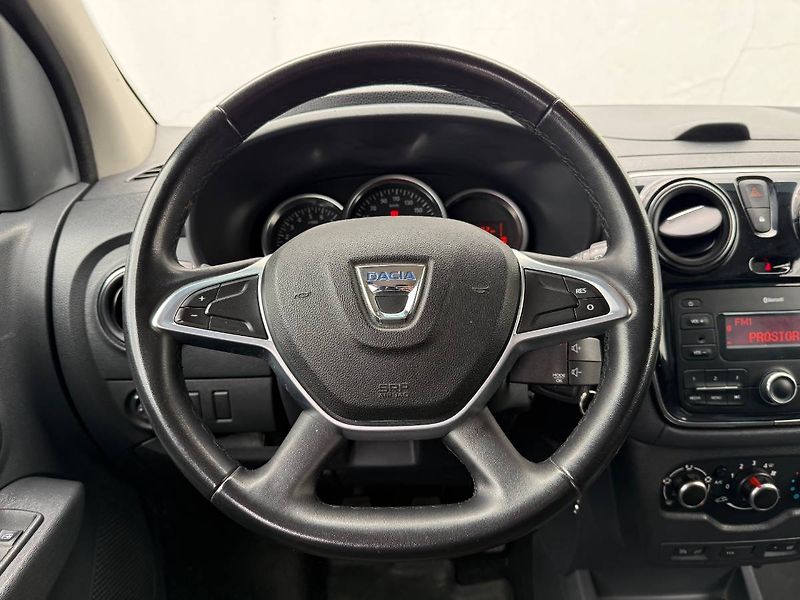 Dacia Lodgy (2018) 1.6 SCe 80 kW Arctica - fotka 10 z 21