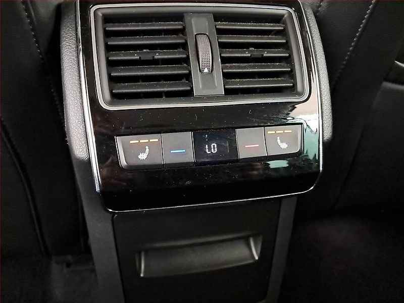 Škoda Superb (2016) Style 2.0 TDI 4x4, 4X4 - fotka 17 z 24
