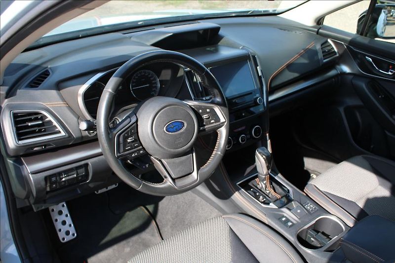 Subaru XV 2,0 i  1.maj., ČR, serviska - fotka 10 z 36