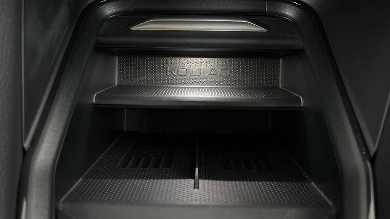 Škoda Kodiaq 2.0 TDI DSG 4x4 Exclusive Sele - fotka 27 z 34
