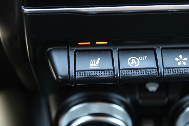 Renault Arkana 1,3 TCe  ČR,1.MAJ,A/T,INTENS - fotka 17 z 38