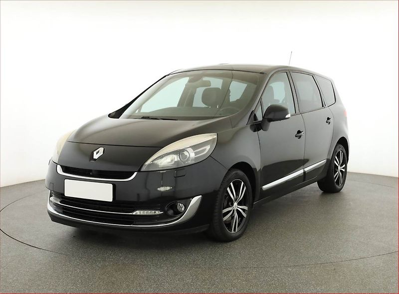 Renault Grand Scénic (2012) 2.0 dCi, po STK, Tažné - fotka 2 z 17