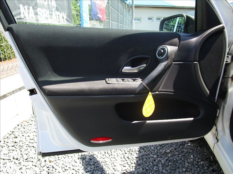 Renault Laguna Grandtour 1.9dCi, aut Klima - fotka 14 z 40