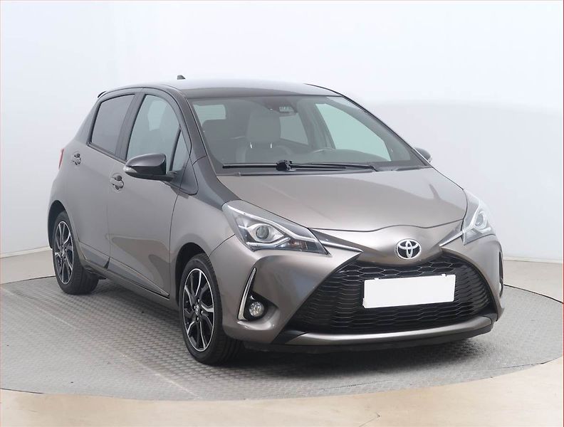 Toyota Yaris (2018) 1.5 Dual VVT-i, ČR,1.maj - fotografie inzerátu