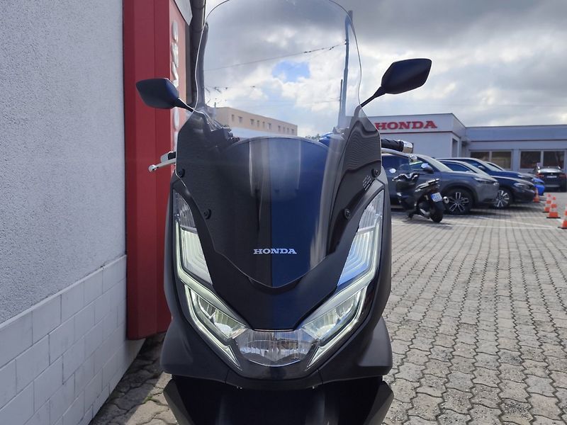 Honda PCX 125 1034 km - fotka 8 z 12