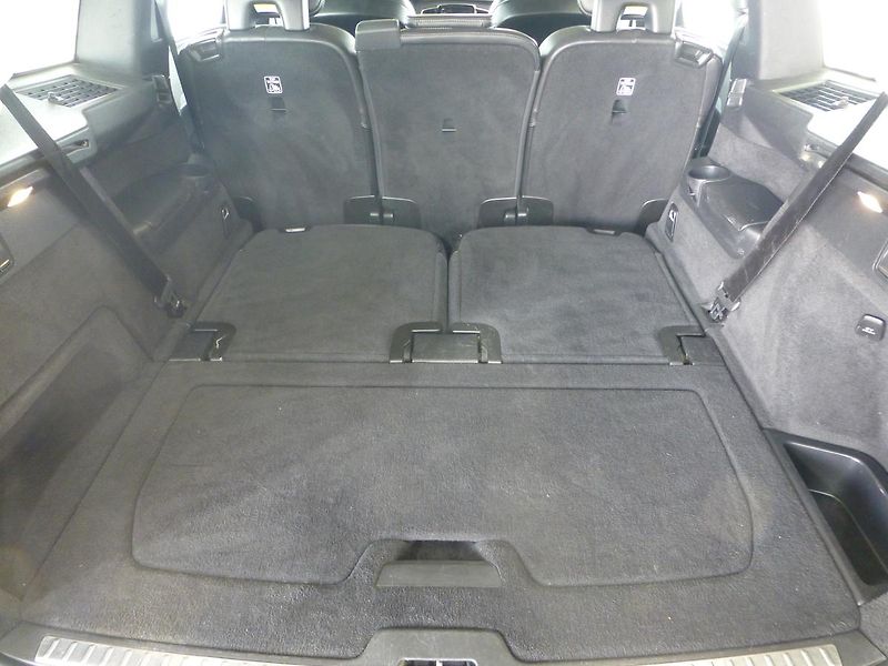 Volvo XC90 (2015) 5D-165KW*TAŽNÉ*KAMERA*7MÍST - fotka 29 z 38