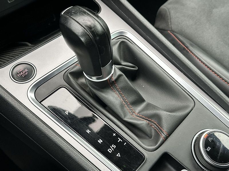 Seat Ateca (2023) 1.5 TSI DSG FR - fotka 15 z 33