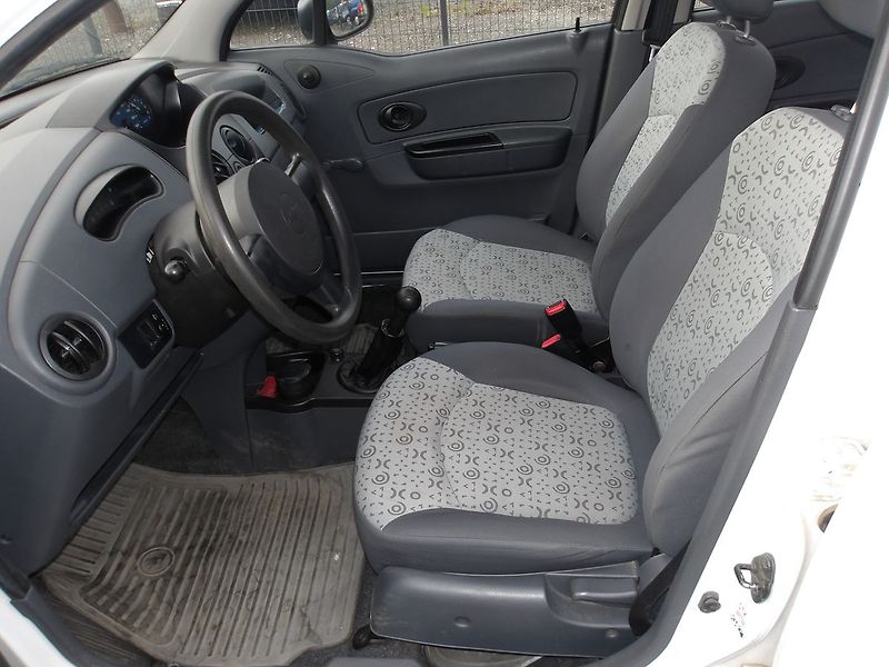 Chevrolet Spark 0,8 i 387kW najeto 46 000km ČR - fotka 16 z 22