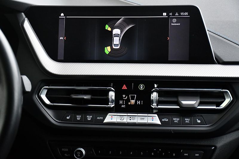BMW Řada 2 218d M-SPORT 1M ČR ACC - fotka 7 z 45