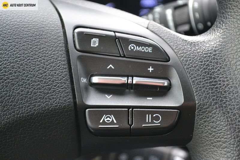 Hyundai i30 22 HB 1,5I MT START PLUS - fotka 26 z 45