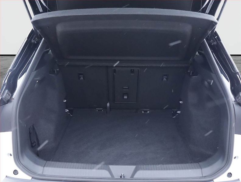 Volkswagen ID.4 (2020) Pro Perf. (82 kWh), SoH 79% - fotka 13 z 21