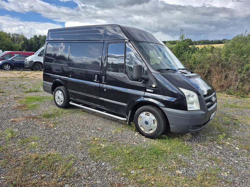 Ford Transit (2007) 2.2Tdci L2H1 - fotka 1 z 22