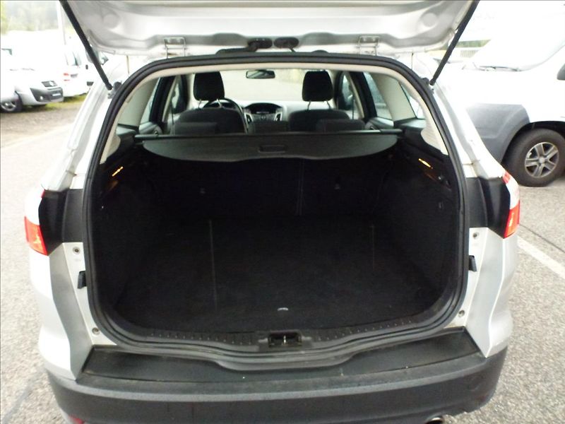 Ford Focus 1,6 16V Eco 150HP - fotka 19 z 41