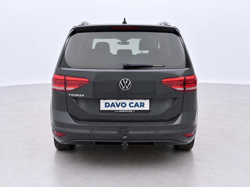 Volkswagen Touran 2,0 TDI DSG Panorama 1.Maj. - fotka 6 z 32
