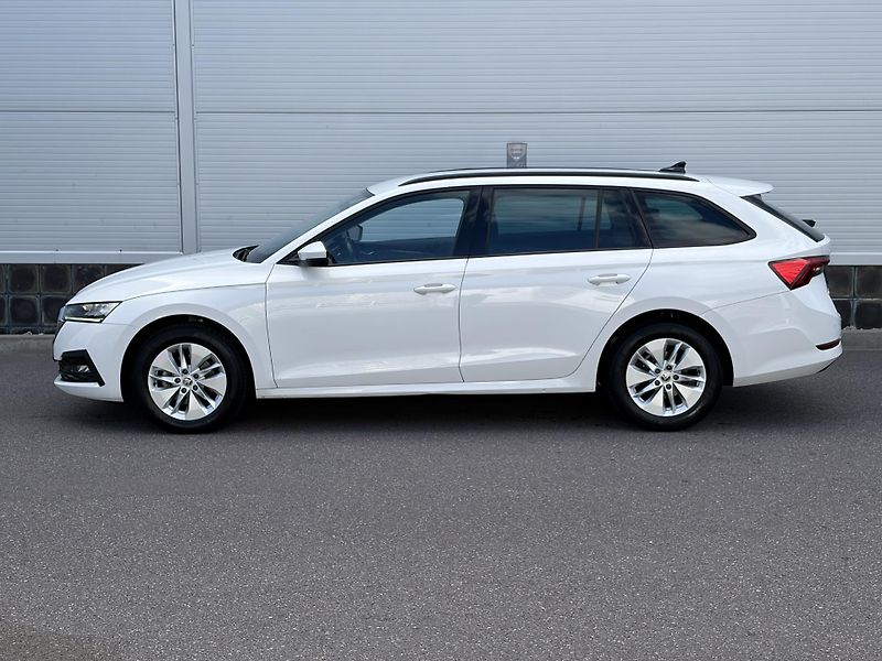 Škoda Octavia (2023) 110kW DSG/ACC/NAVI/SERVIS - fotka 8 z 24