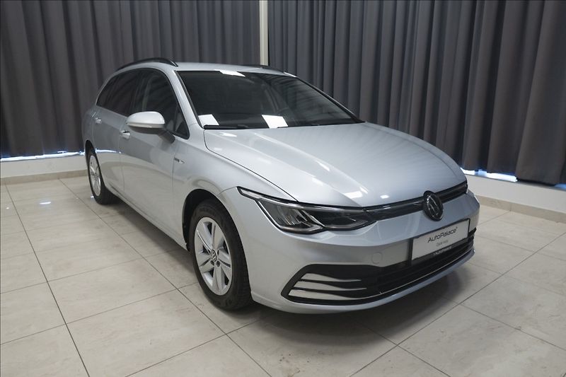Volkswagen Golf 1,5 TSI KEYLESS KAMERA VÝHŘEV - fotka 3 z 42