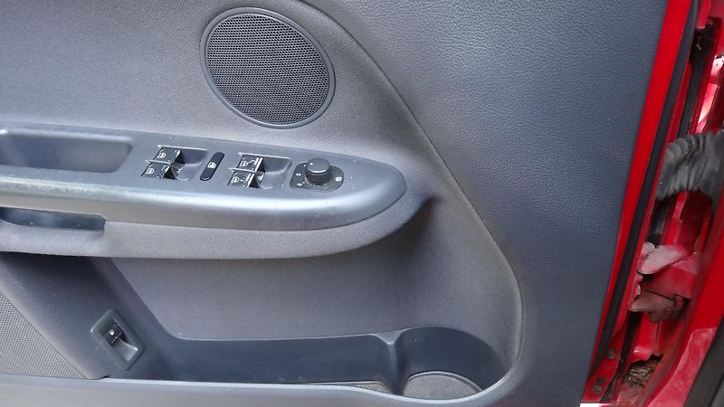Volkswagen Golf Plus GOLF Plus 1.6FSi Digi klima - fotka 16 z 17