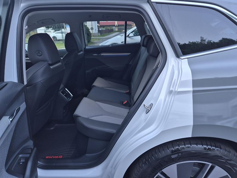 Škoda Enyaq 150kw, iV80 19ALU SOH 97% - fotka 12 z 46