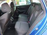 Škoda Octavia 2,0 TDi,1majČR,serv.kn,DSG,DPH - náhled 17