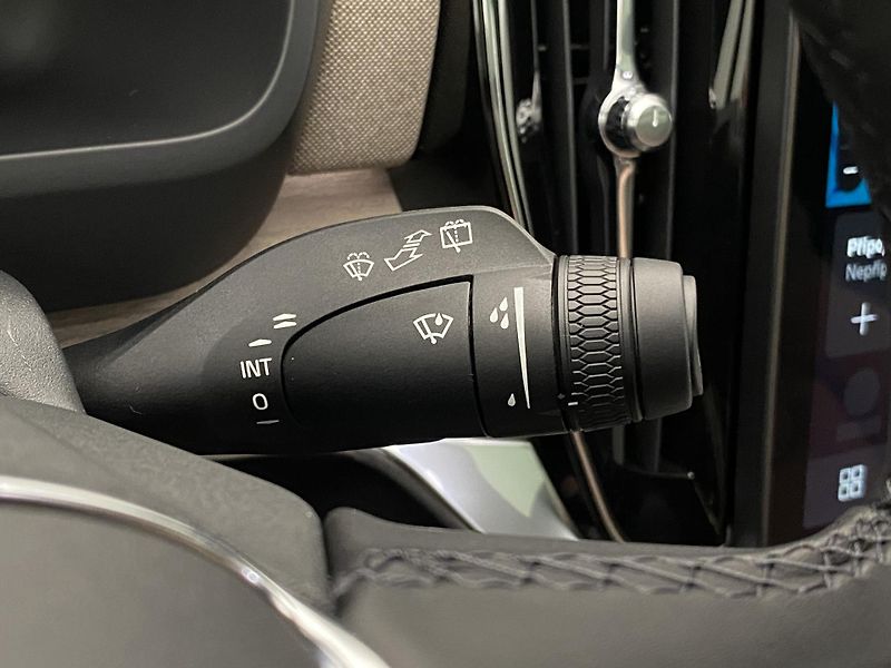 Volvo XC90 (2026) T8 AWD Plug-in BRIGHT ULTRA - fotka 34 z 77