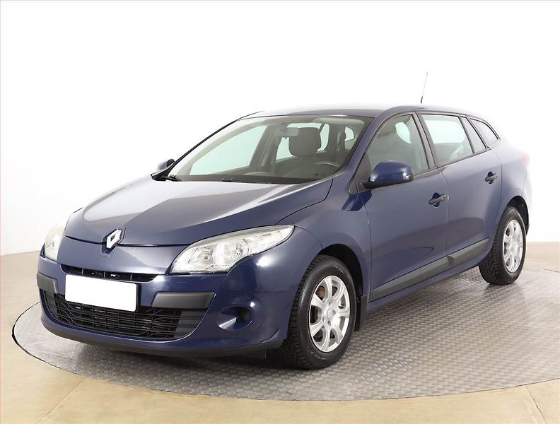 Renault Mégane (2012) 1.5 dCi, Serv.kniha, Tempomat - fotka 2 z 16