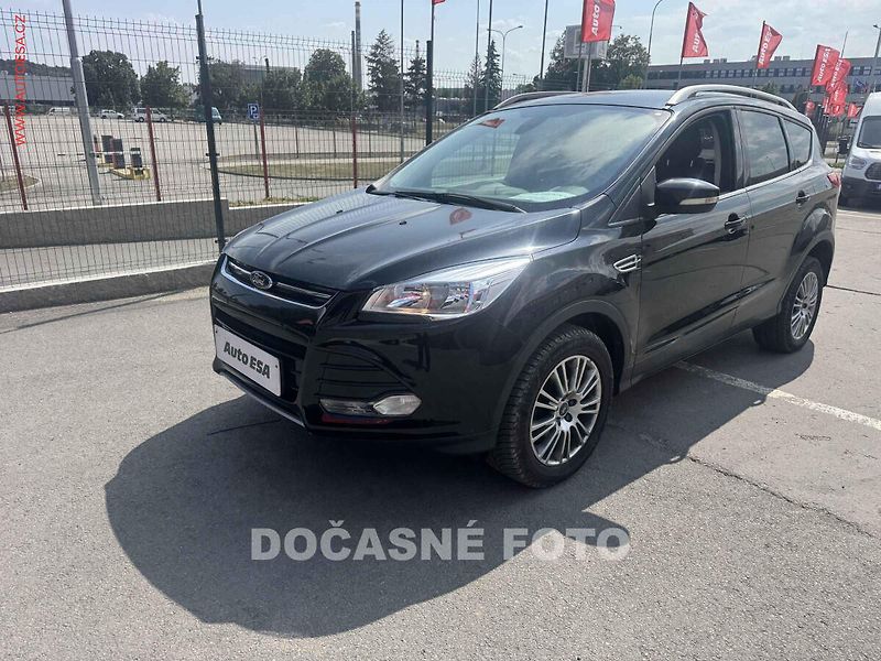 Ford Kuga (2013) 2.0 TDCi 4x4, AT, navi, kůže - fotka 1 z 3