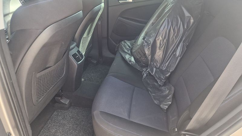 Hyundai Tucson 1,7 CRdi 16V - fotka 10 z 11