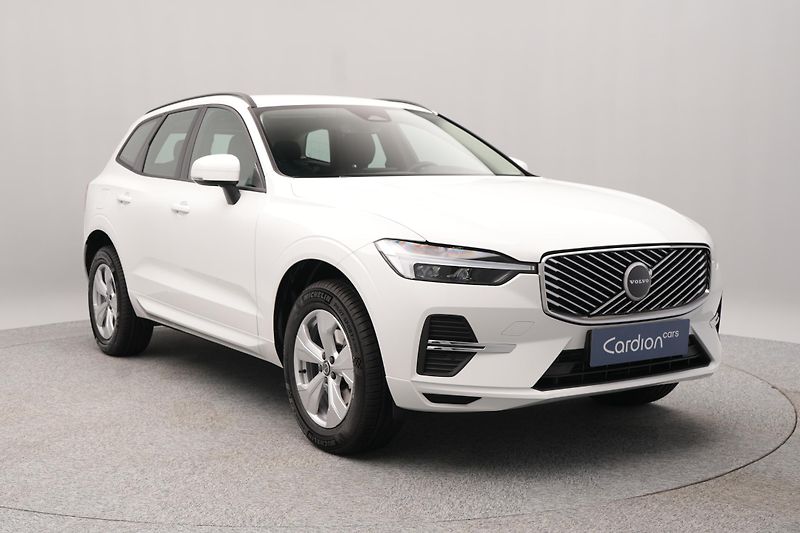 Volvo XC60 (2026)  B5 AWD AUT ESSENTIAL - fotka 13 z 20
