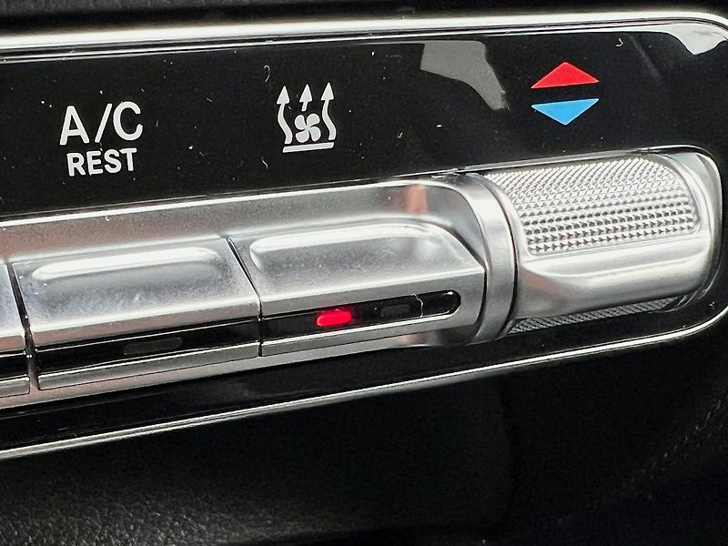 Mercedes-Benz GLS (2025) 450 d 4MATIC - fotka 26 z 30