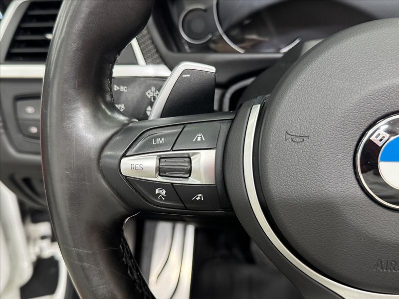 BMW Řada 4 435d M-SPORT - fotka 15 z 28