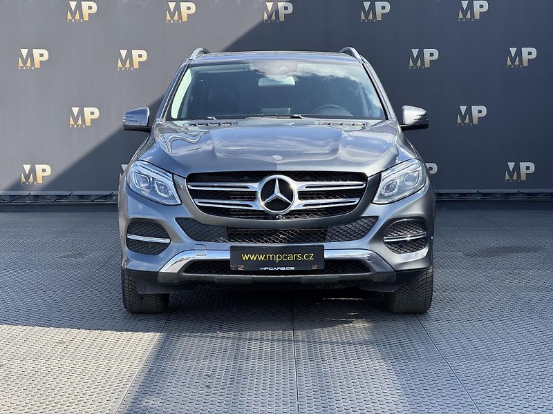 Mercedes-Benz GLE (2017) 350D 190kW 4M, AIRMATIC, 360°  - fotka 2 z 50