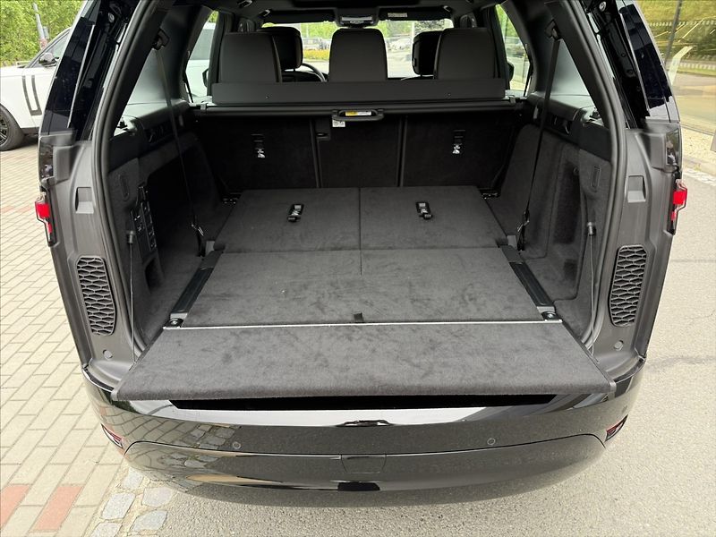 Land Rover Discovery (2026) 3,0 DYNAMIC HSE D350 - fotka 30 z 34