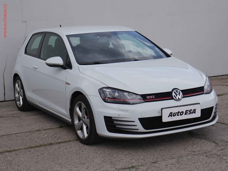 Volkswagen Golf (2016) 2.0 TSi, GTi, Performance BMT - fotografie inzerátu