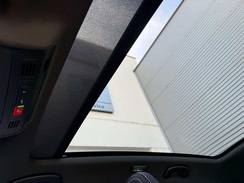 Škoda Scala Monte Carlo 1,0 TSI 85 kW DSG - fotka 19 z 25